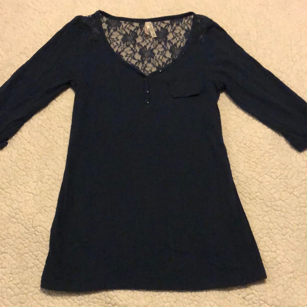 Nave 3/4 sleeve lace back top